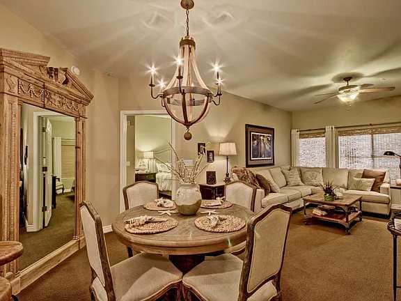 2BR Condo with Pools Gym Gated,  Near Trails