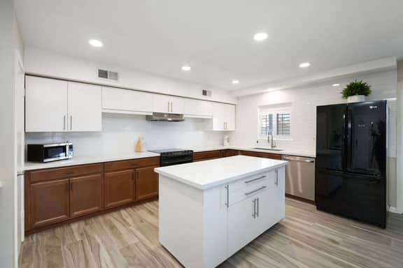 Glendale Retreat | Spacious Yard & RV Parking - Image 2
